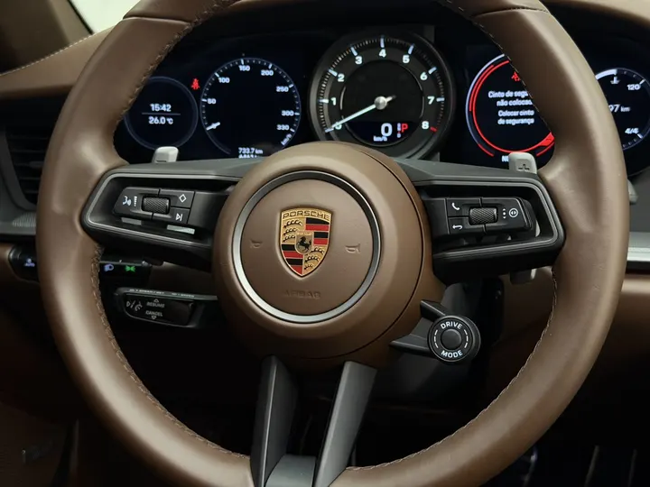 PORSCHE 911 — foto 12