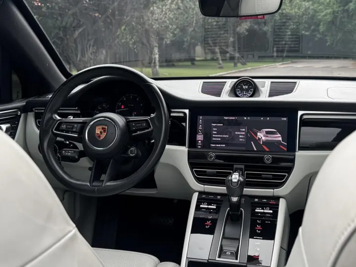 PORSCHE MACAN — foto 7