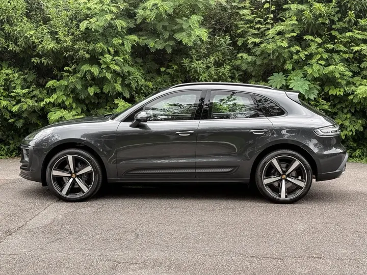 PORSCHE MACAN — foto 13