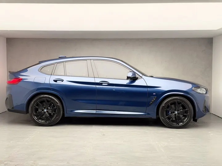 BMW X4 — foto 14