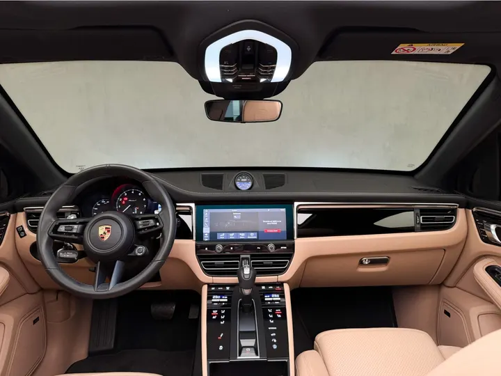 PORSCHE MACAN — foto 9