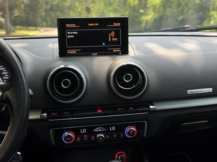 AUDI S3 — foto 9