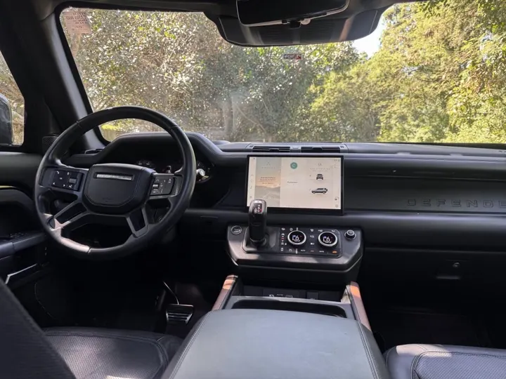 LAND ROVER DEFENDER — foto 9