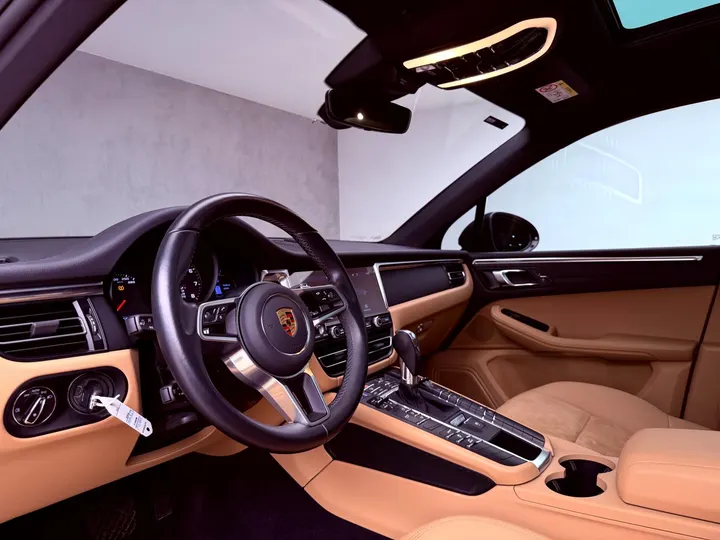 PORSCHE MACAN — foto 7