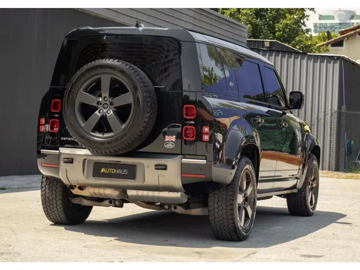 LAND ROVER DEFENDER — foto 12