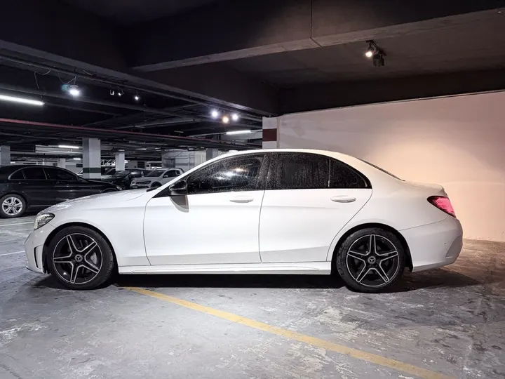 MERCEDES-BENZ C 300 — foto 8