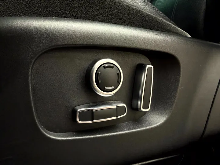 LAND ROVER RANGE ROVER EVOQUE — foto 7