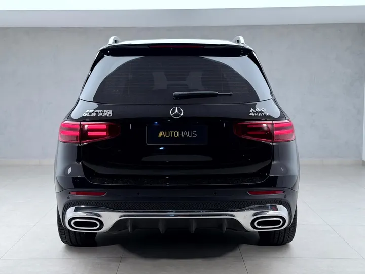 MERCEDES-BENZ GLB 220 — foto 19