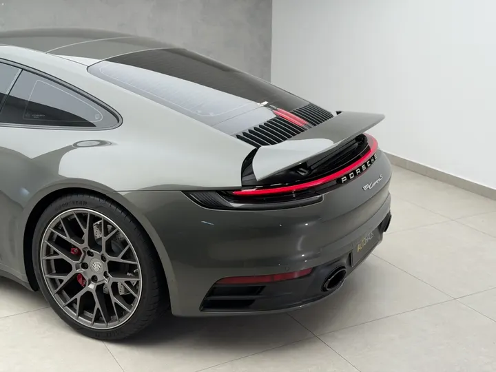 PORSCHE 911 — foto 18