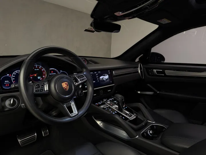 PORSCHE CAYENNE — foto 11
