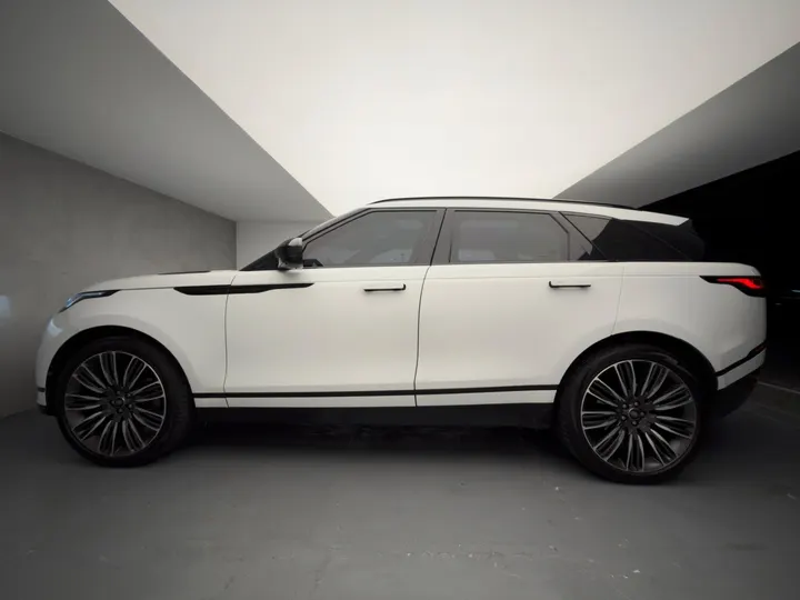 LAND ROVER RANGE ROVER VELAR — foto 14