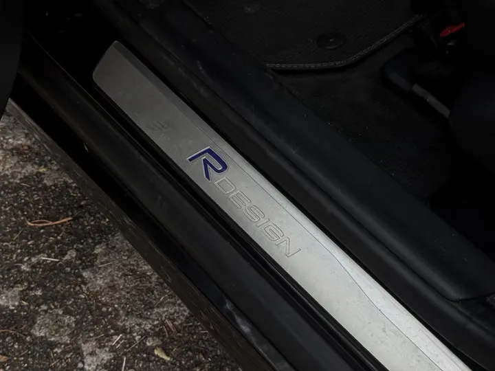 VOLVO XC60 — foto 5