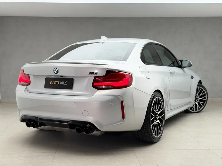 BMW M2 — foto 16