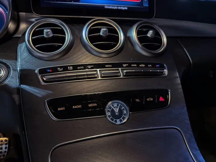 MERCEDES-BENZ C 300 — foto 5