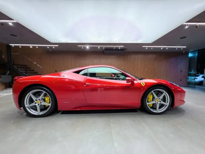 FERRARI 458 ITALIA — foto 11
