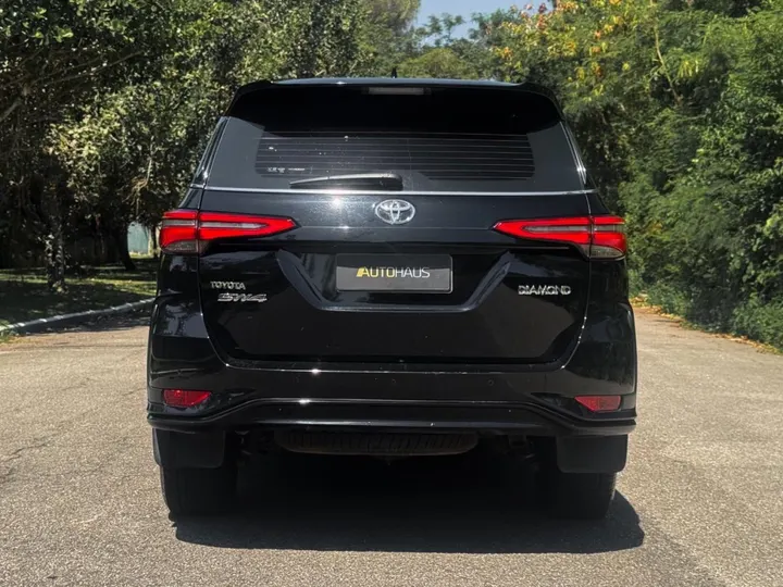 TOYOTA HILUX SW4 — foto 12