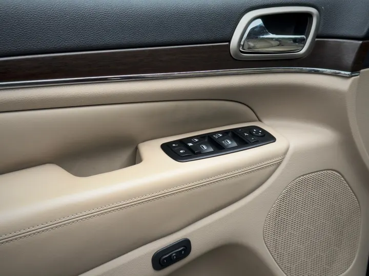 JEEP GRAND CHEROKEE — foto 7