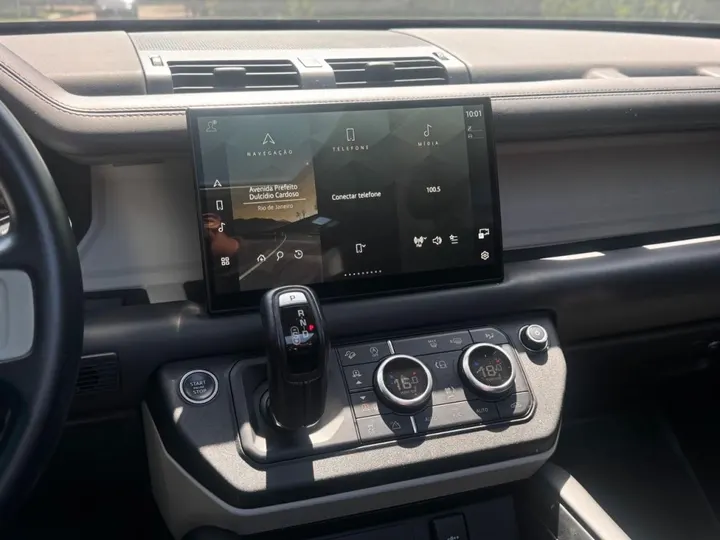 LAND ROVER DEFENDER — foto 9