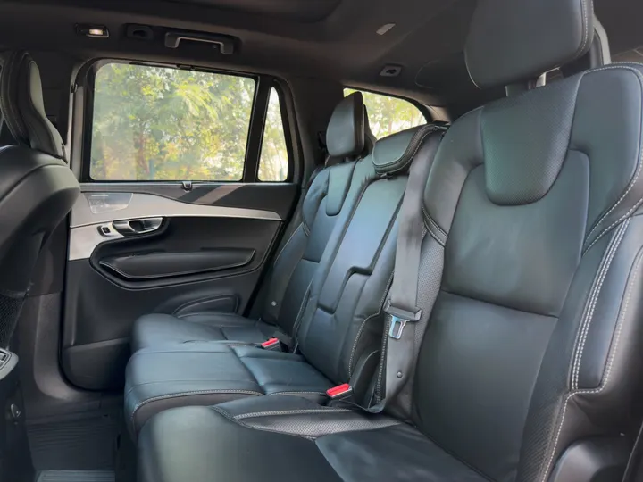VOLVO XC90 — foto 14