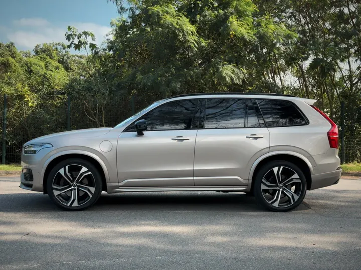 VOLVO XC90 — foto 13