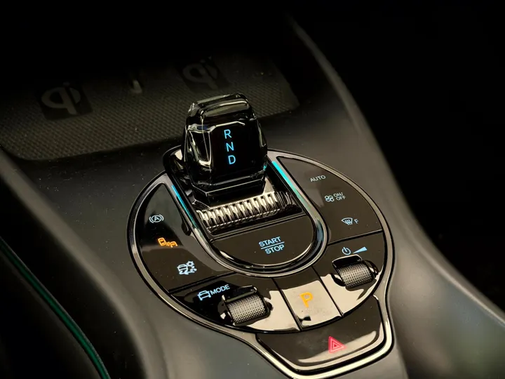 BYD SEAL — foto 12