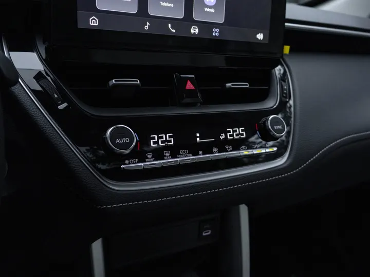 TOYOTA COROLLA CROSS — foto 14