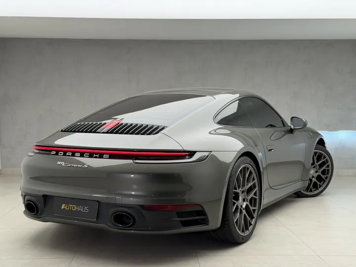 PORSCHE 911 — foto 20