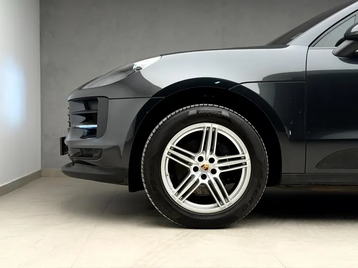 PORSCHE MACAN — foto 13