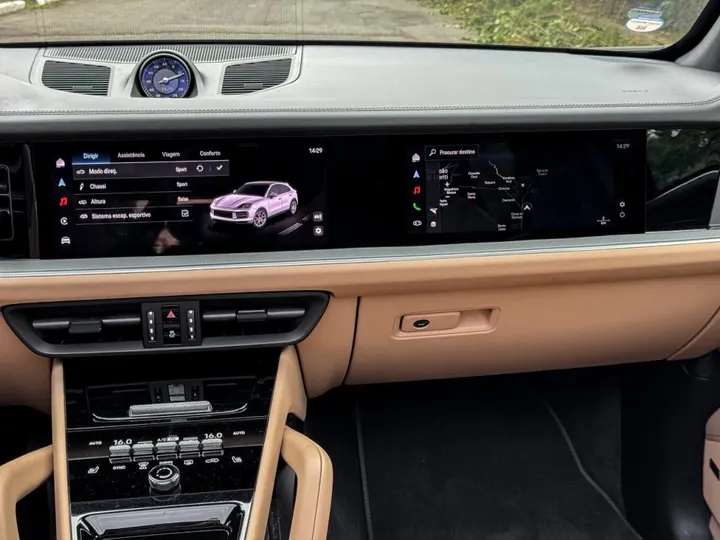 PORSCHE CAYENNE — foto 13