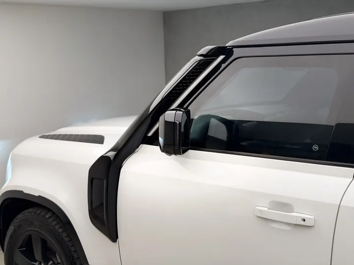 LAND ROVER DEFENDER — foto 11