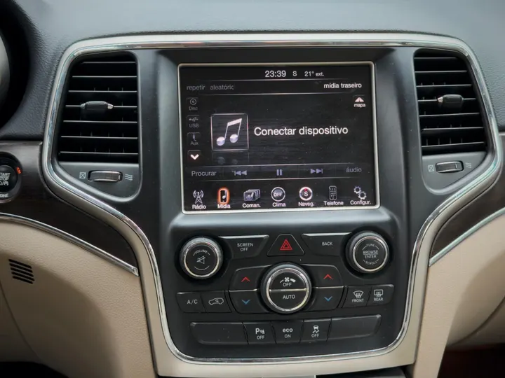 JEEP GRAND CHEROKEE — foto 11