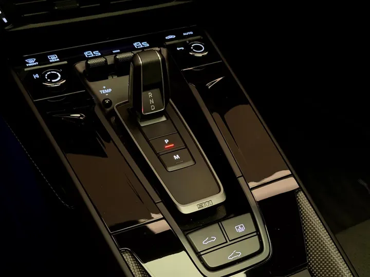 PORSCHE 911 — foto 13