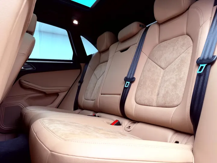 PORSCHE MACAN — foto 15