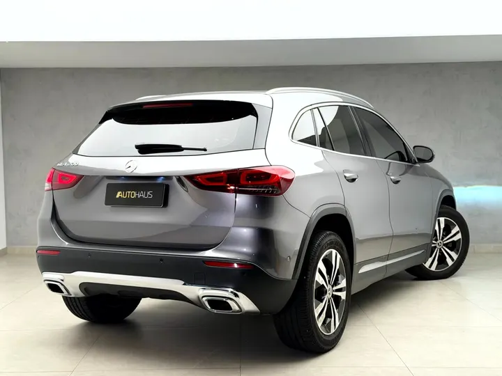 MERCEDES-BENZ GLA 200 — foto 17