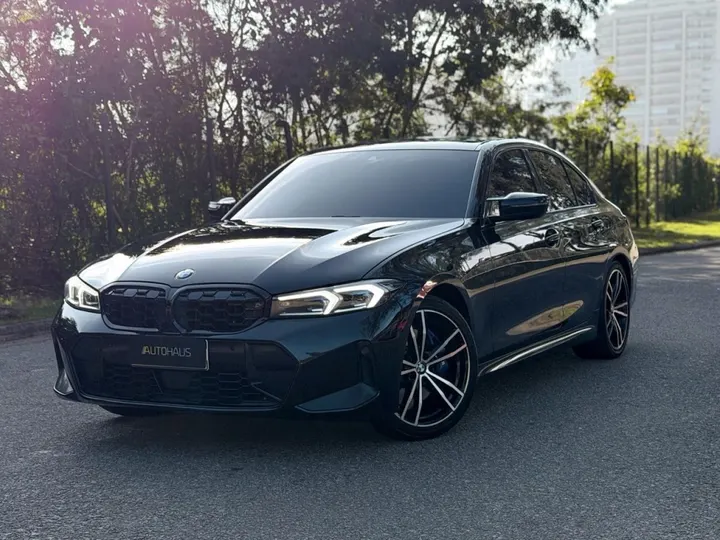 BMW 320i