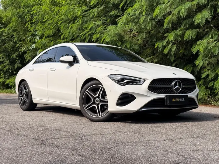 MERCEDES-BENZ CLA 200