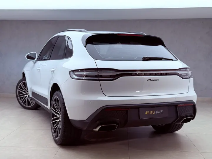 PORSCHE MACAN — foto 18
