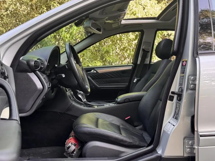 MERCEDES-BENZ C 350 — foto 4