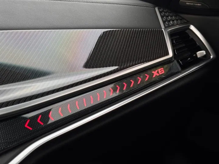 BMW X6 — foto 12