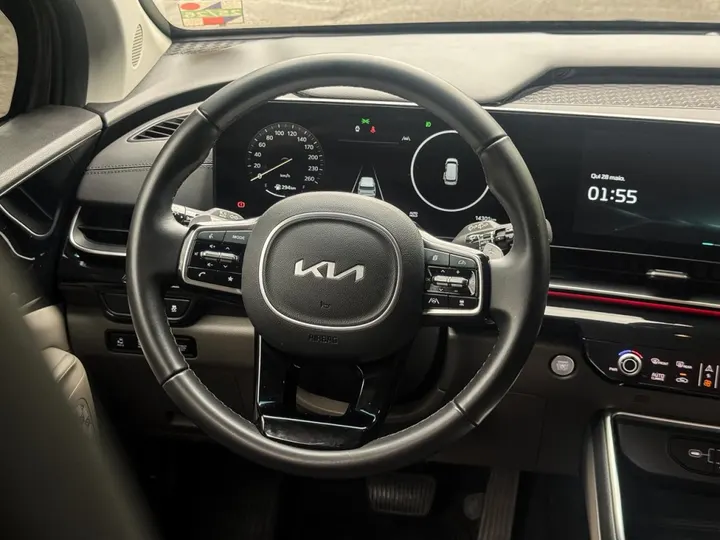 KIA CARNIVAL — foto 9