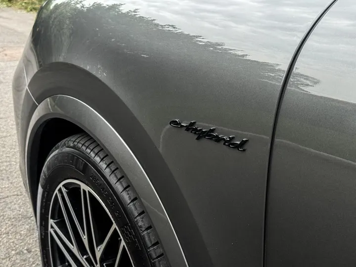 PORSCHE CAYENNE — foto 5