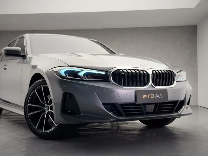 BMW 320i — foto 2