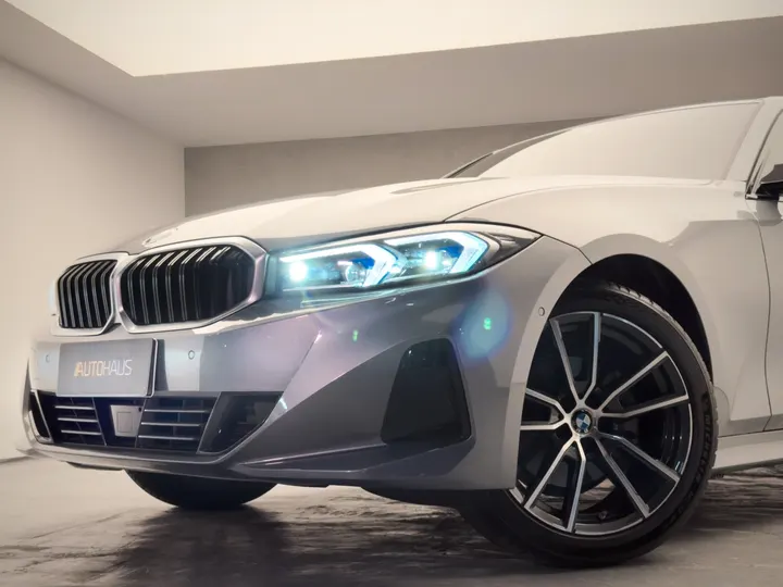 BMW 320i — foto 7