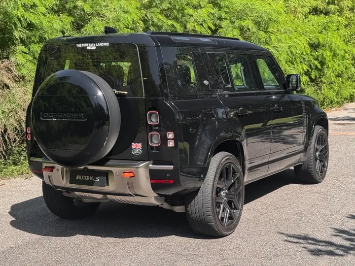 LAND ROVER DEFENDER — foto 19