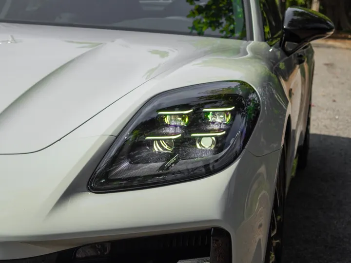 PORSCHE PANAMERA — foto 3