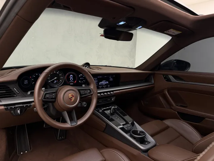 PORSCHE 911 — foto 10